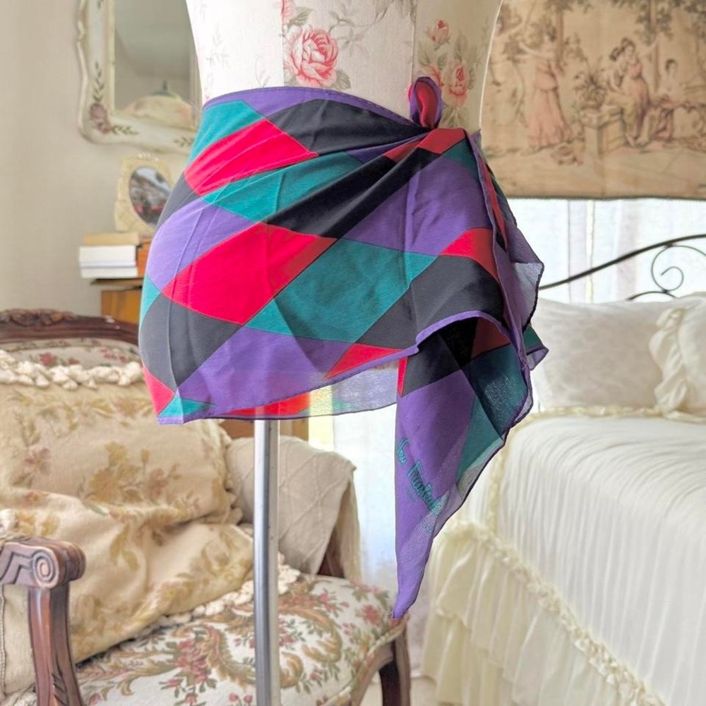 vintage‎ geometric scarf